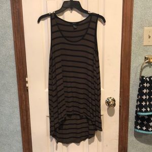 Forever 21 high low tank
